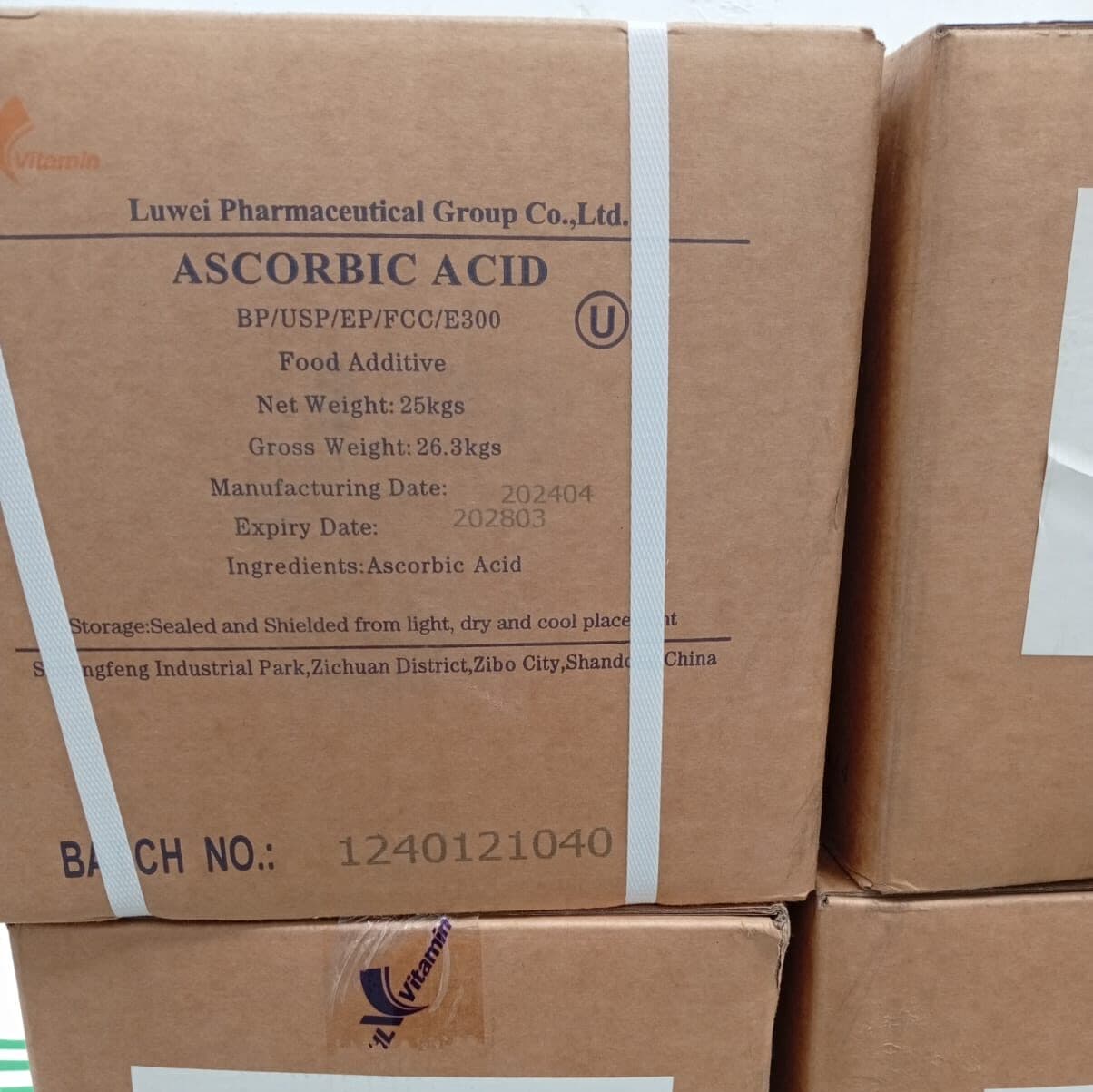 Ascorbic Acid — White crystalline powder