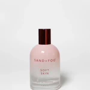 SAND+FOG Eau de Toilette — Clear liquid