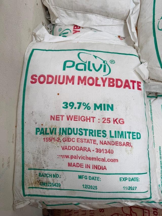 Sodium Molybdate — Granular, off-white powder